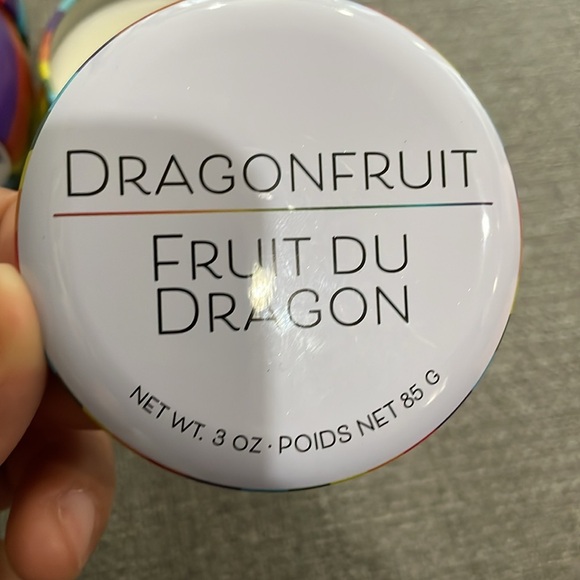 Dragonfruit Fruit du dragon Scented Pride set of 2 Candles - Picture 2 of 5